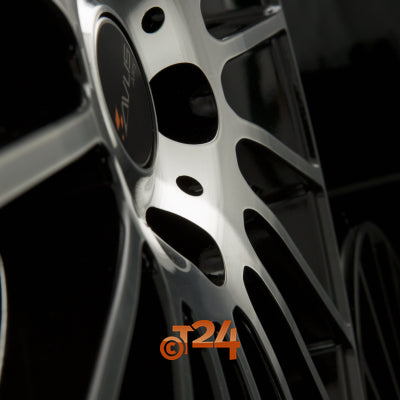 AVUS Racing Velgen - AC-M03 Black Polished - 18 inch