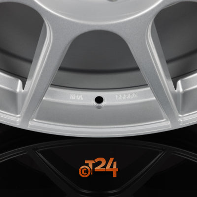 AXXION Velgen - X2 Race Silber Lackiert  - 18 inch