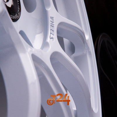 BARRACUDA Velgen - SUMMA Racing White - 17 inch