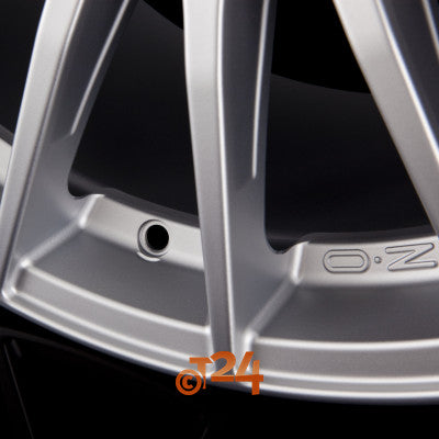 OZ Velgen - SUPERTURISMO DAKAR Matt Race Silver + Black Lettering - 20 inch