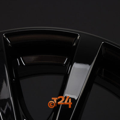 PLATIN Velgen - P 69 Black Shiny - 17 inch