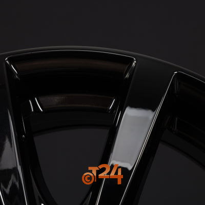PLATIN Velgen - P 69 Black Shiny - 17 inch