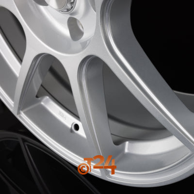 AXXION Velgen - X2 Race Silber Lackiert  - 18 inch