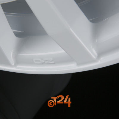 OZ Velgen - RALLY RACING Race White + Red Lettering - 18 inch